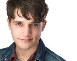  Andy Mientus