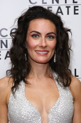 Laura Benanti