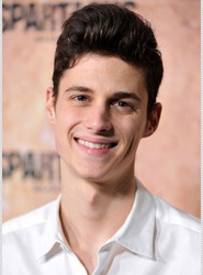  Ken Baumann