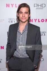  Jason Ralph