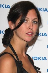  Margo Stilley
