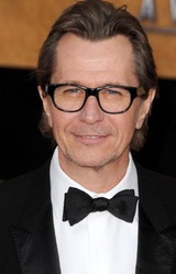  Gary Oldman