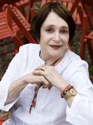 Adriana Asti