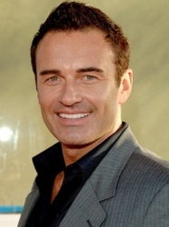  Julian Mcmahon