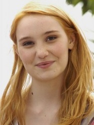  Déborah François