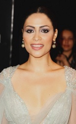  Yasmine Elmasri