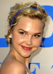  Arielle Kebbel