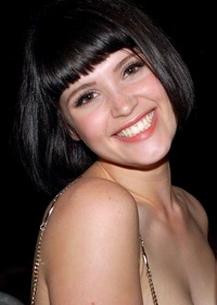Gemma Artenton, la nouvelle James Bond Girl