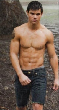 Taylor Lautner, héros toujours...