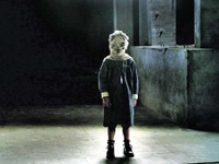 L'enfant de la télé présente un nouvel Orphelinat !