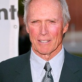 Clint Eastwood s'affiche aux Champs Elyssées!