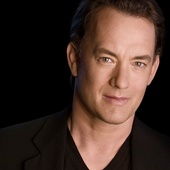 Tom Hanks a les crocs.