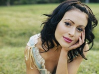 Alyssa Milano en renfort pour les frères Farrelly.