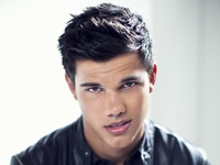 Tous pour Taylor Lautner ?