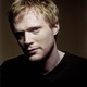 Paul Bettany séduit par Angelina Jolie ?