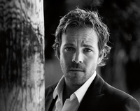 Stephen Dorff se prend, aussi, pour un dieu.