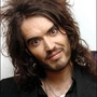 Un documentaire sur Russell Brand par Oliver Stone