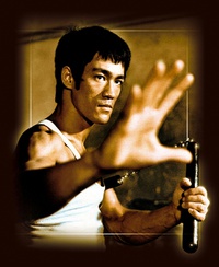 Paul Maslansky reprend Bruce Lee