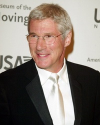Richard Gere à la poursuite de l'assassin rouge