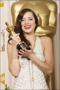 Marion Cotillard succède à Simone Signoret aux Oscars