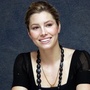 Jessica Biel séduit Vivaldi et cherche son enfant
