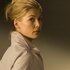 Rosamund Pike devient Magneto ?