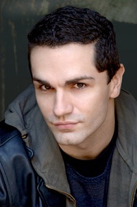 Being Human étoffe son casting