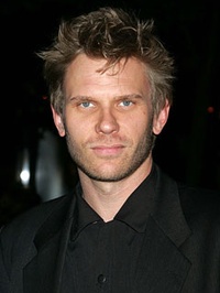 Mark Pellegrino dans Being Human