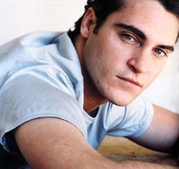 Joaquin Phoenix en remplaçant d’Edward Norton ?
