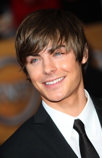 Zac Efron dans une comédie sur le monde du travail 