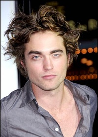 Robert Pattinson : quand le vampire se fait mordre par un lion
