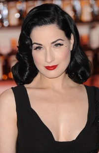 Dita Von Teese chez Les Experts