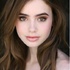 Lily Collins, belle-fille de Julia Roberts ! 