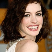 Anne Hathaway rejoint les Misérables