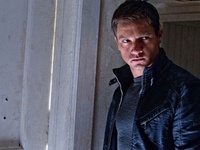 The Bourne Legacy : première photo de Jeremy Renner