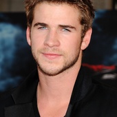 Liam Hemsworth sera le rôle principal dans Timeless
