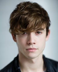 300 : Battle for Artemisia recrute Jamie Blackley