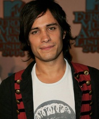 Gael Garcia Bernal sur la croisette pour parler de ses futurs projets