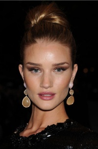 Rosie Huntington-Whiteley dans Mad Max Fury Road ?!