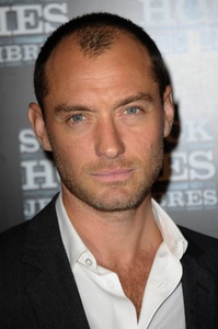 Jude Law sera Douglas Fairbanks 