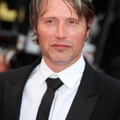  Mads Mikkelsen sera Hannibal Lecter pour la série