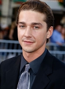 Shia LaBeouf ne sait plus où donner de la tête