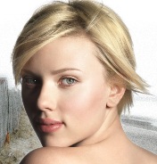 Scarlett Johansson aime les dragées...