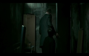 J'enrage de son absence  Extrait 1 VF